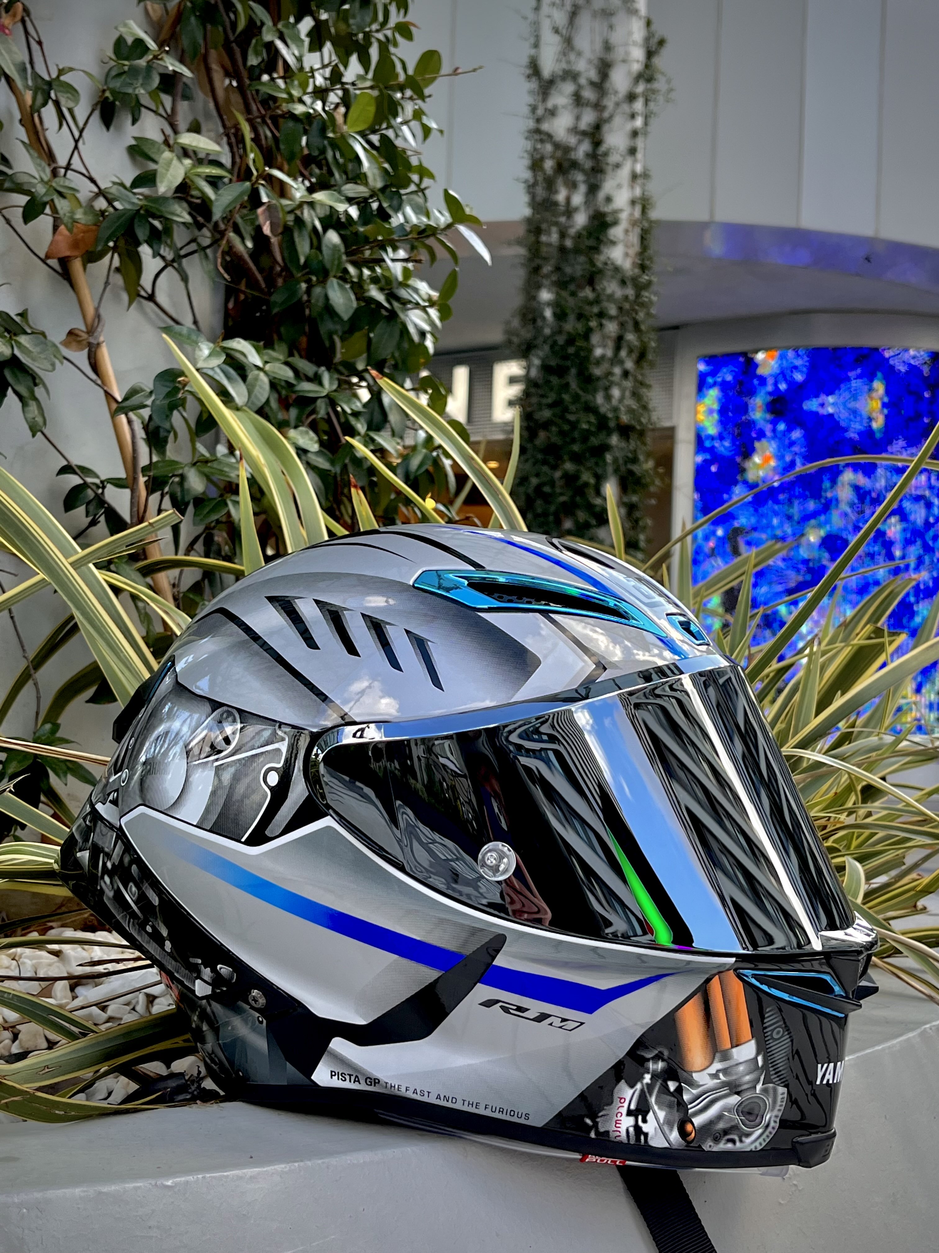 AGV R1M