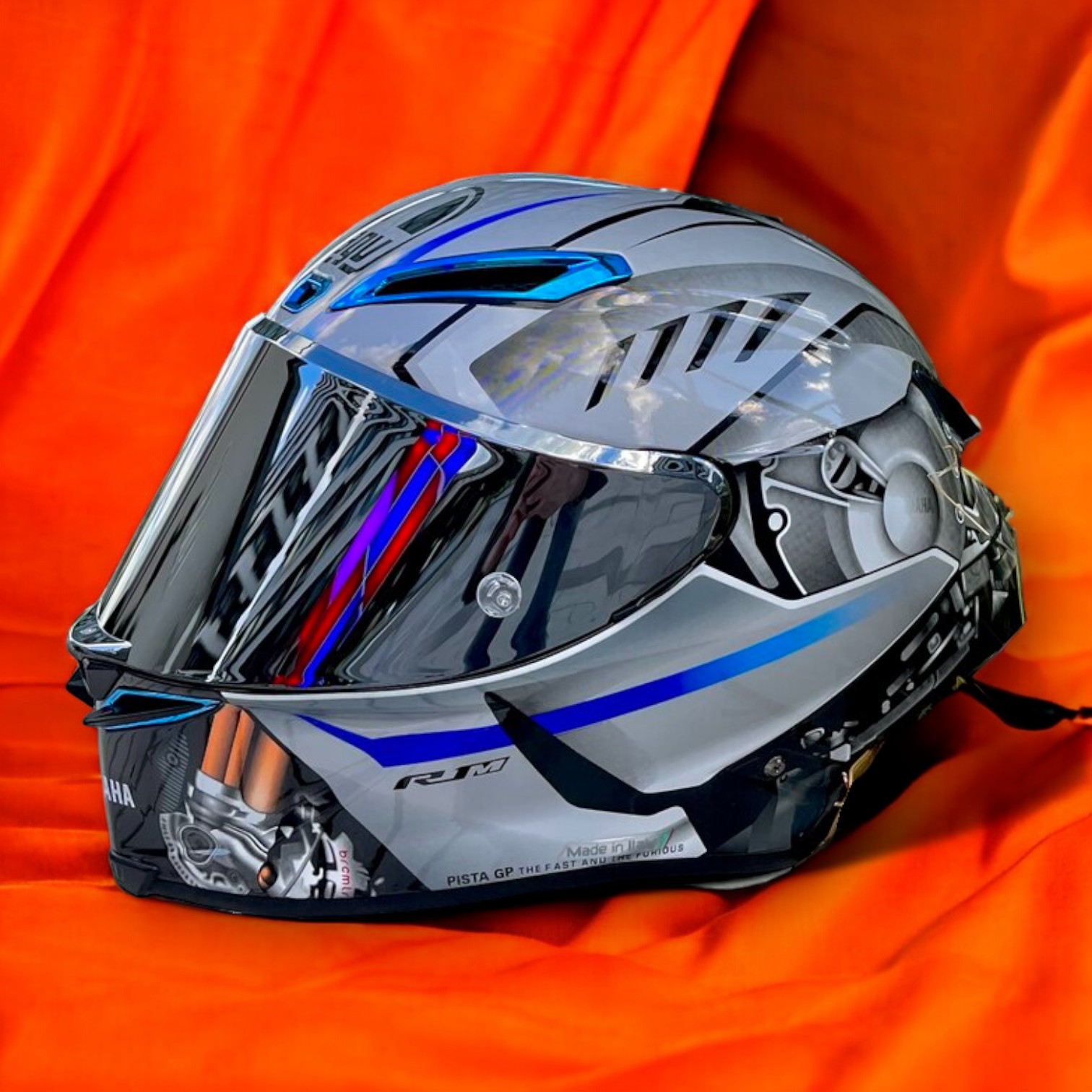 AGV R1M